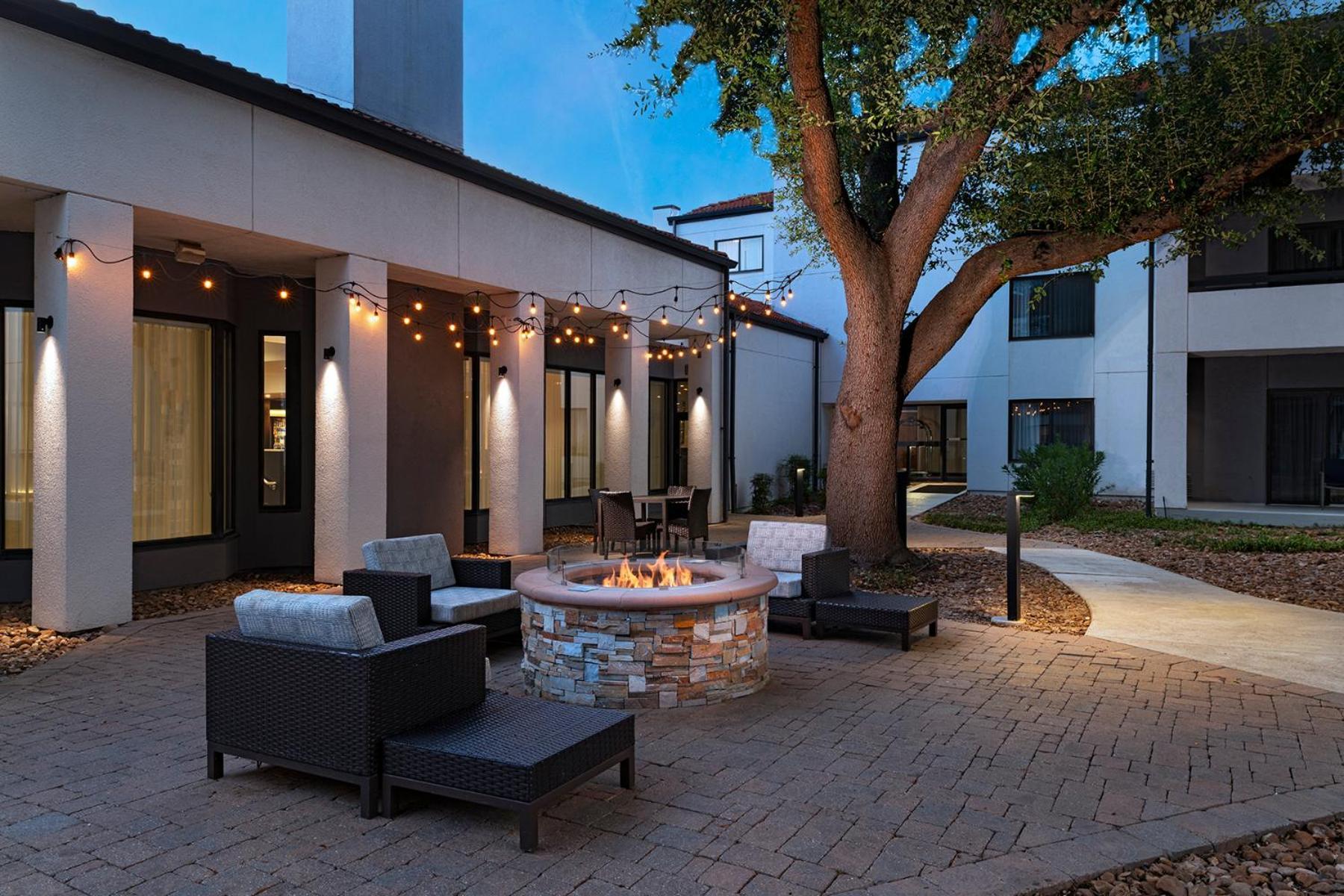 Hotel Courtyard By Marriott Downtown 3*