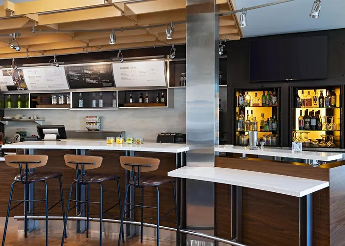 Courtyard By Marriott San Antonio Downtown