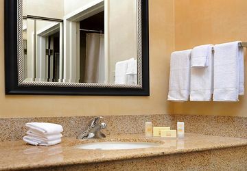 Courtyard By Marriott Downtown San Antonio
